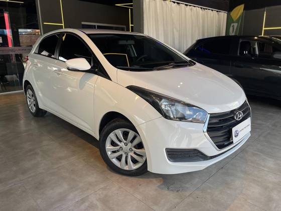 HYUNDAI HB20 1.0 COMFORT 12V FLEX 4P MANUAL